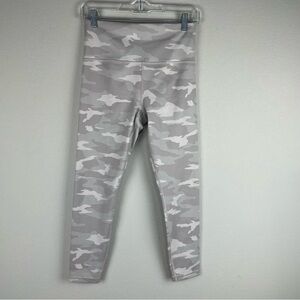 Athleta Gray White Elation Camo 7/8 Athletic Athleisure Tights Leggings Small